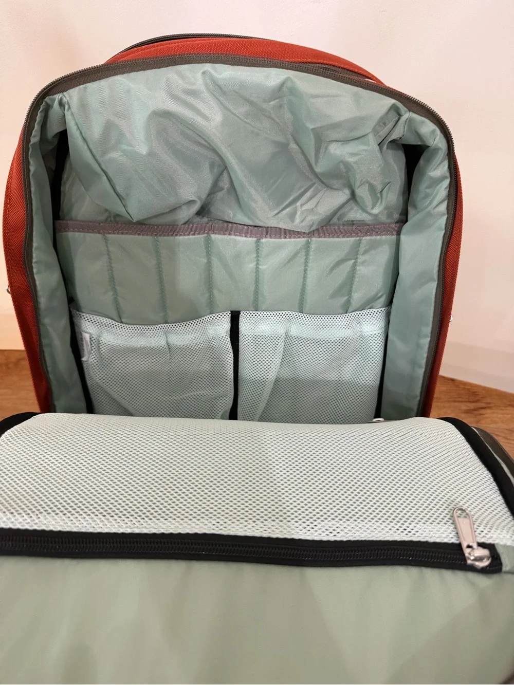 NWOT Tobiq Travel Backpack Rust Orange Red Full Size School Work Laptop Pack